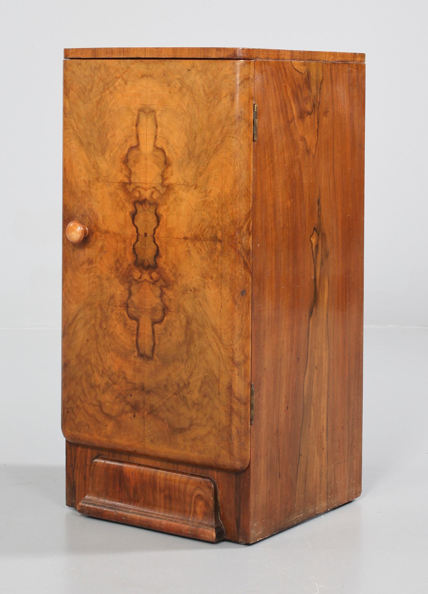 SKÅP, art deco, mellaneuropa, 1930-tal.