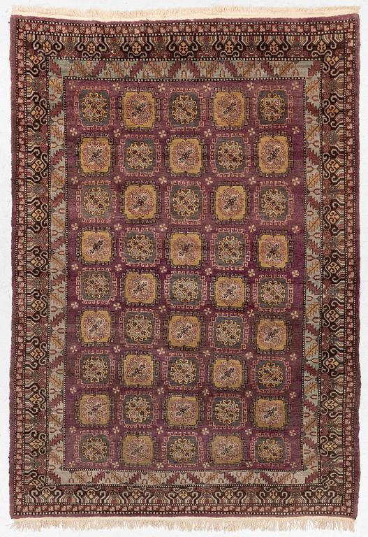A semi-antique carpet, probably Samarkand, c. 264 x 184 cm.
