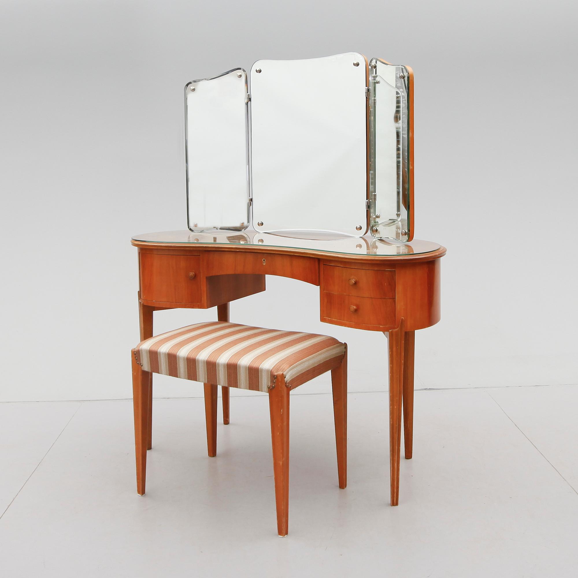 TOALETTBORD, PALL SAMT SPEGEL, 1900-talets mitt.