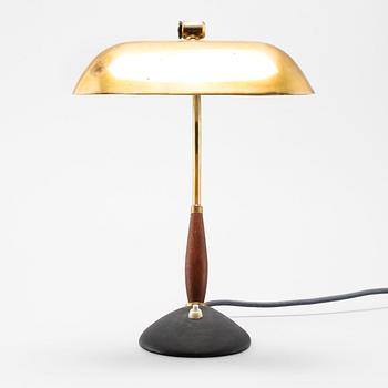 A mid 20th century table lamp.