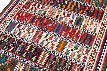 Carpet, Kelim, Iran, semi-antique, approx. 300 x 175 cm.