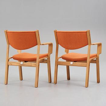 HANS J WEGNER, a pair of "JH 472" chairs, Johannes Hansen, Denmark 1980's.