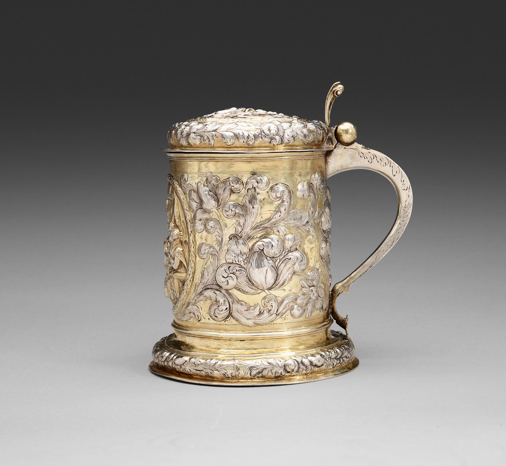 DRYCKESKANNA, icke identifierad mästarstpl, Tyskland, troligen Helmstedt
1600-talets slut/1700-talets början. Barock.