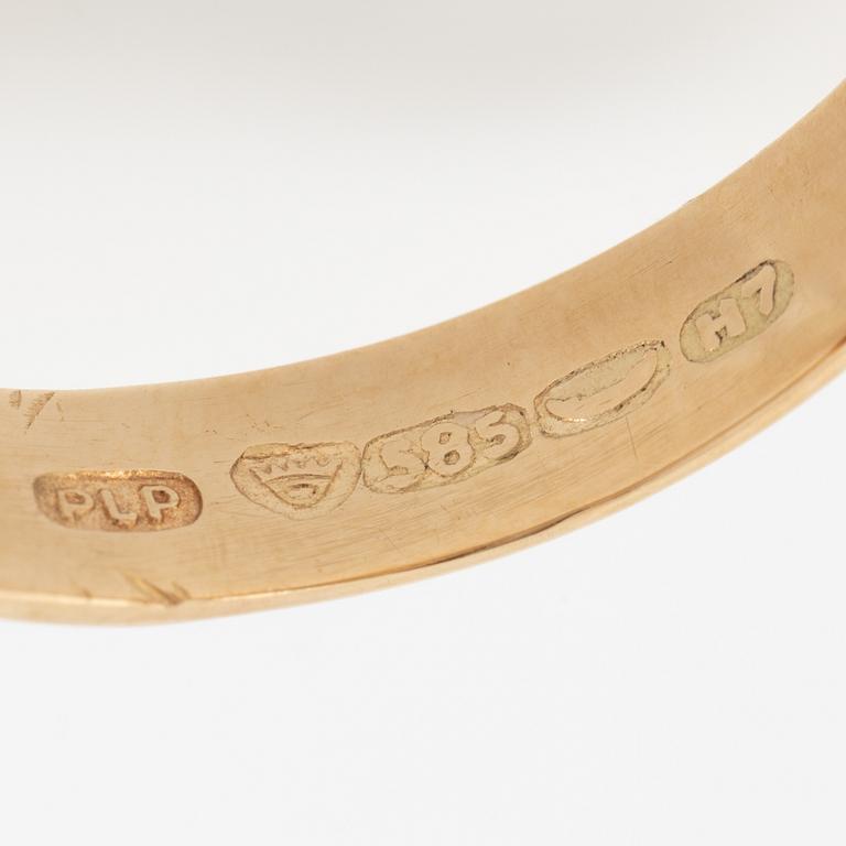 Ring, 14K gold, smoky quartz. Alppikulta Oy, Helsinki 1961.