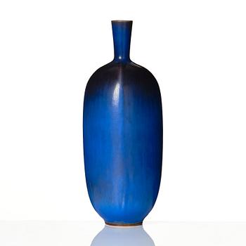 Berndt Friberg, a stoneware vase, Gustavsberg studio, Sweden 1954.