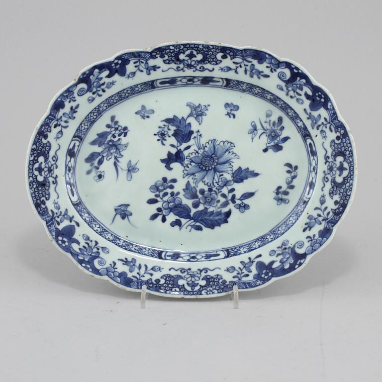 TALLRIK, porslin, Kina, 1700-tal.