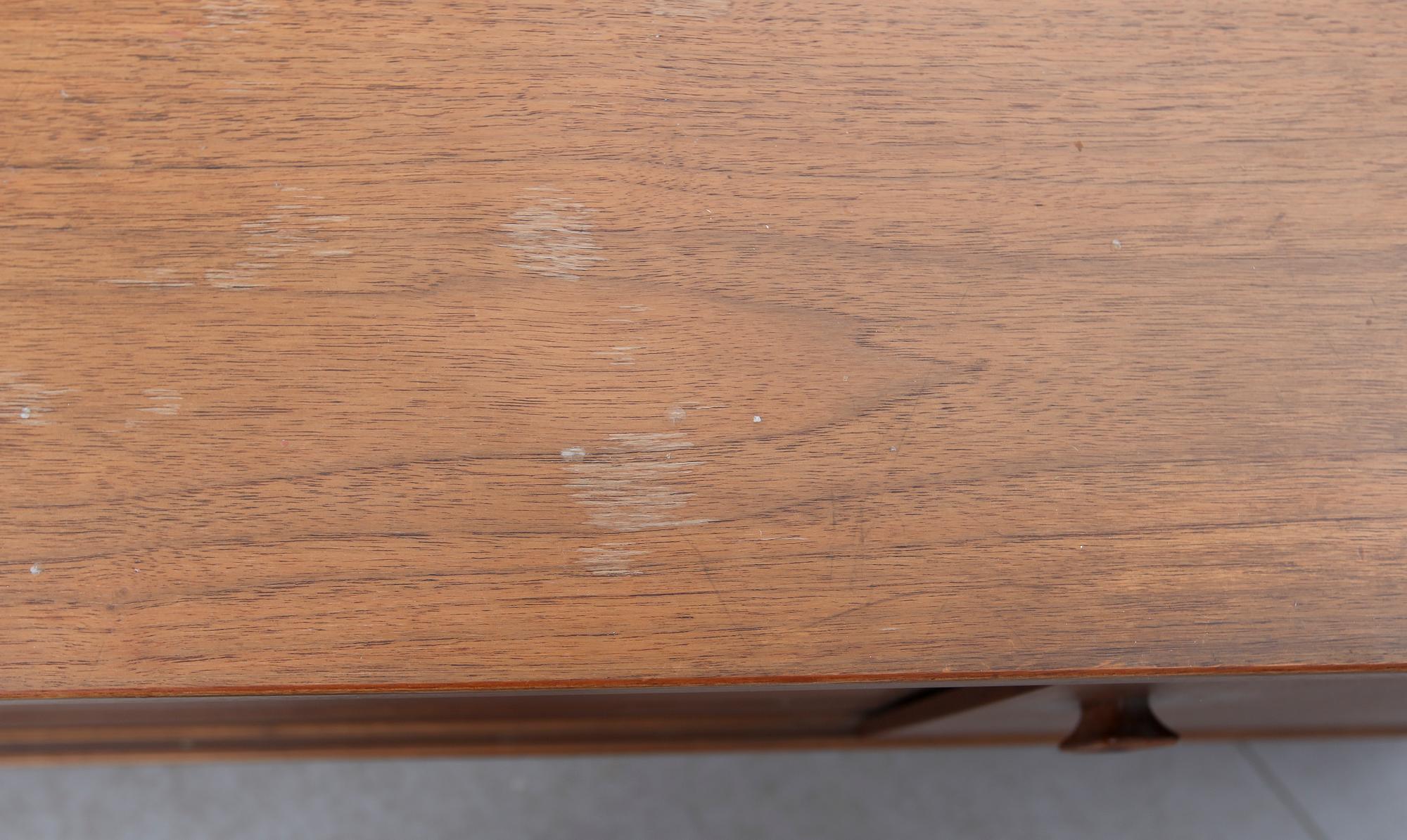 SIDEBOARD, Troeds, 1900-talets andra hälft.