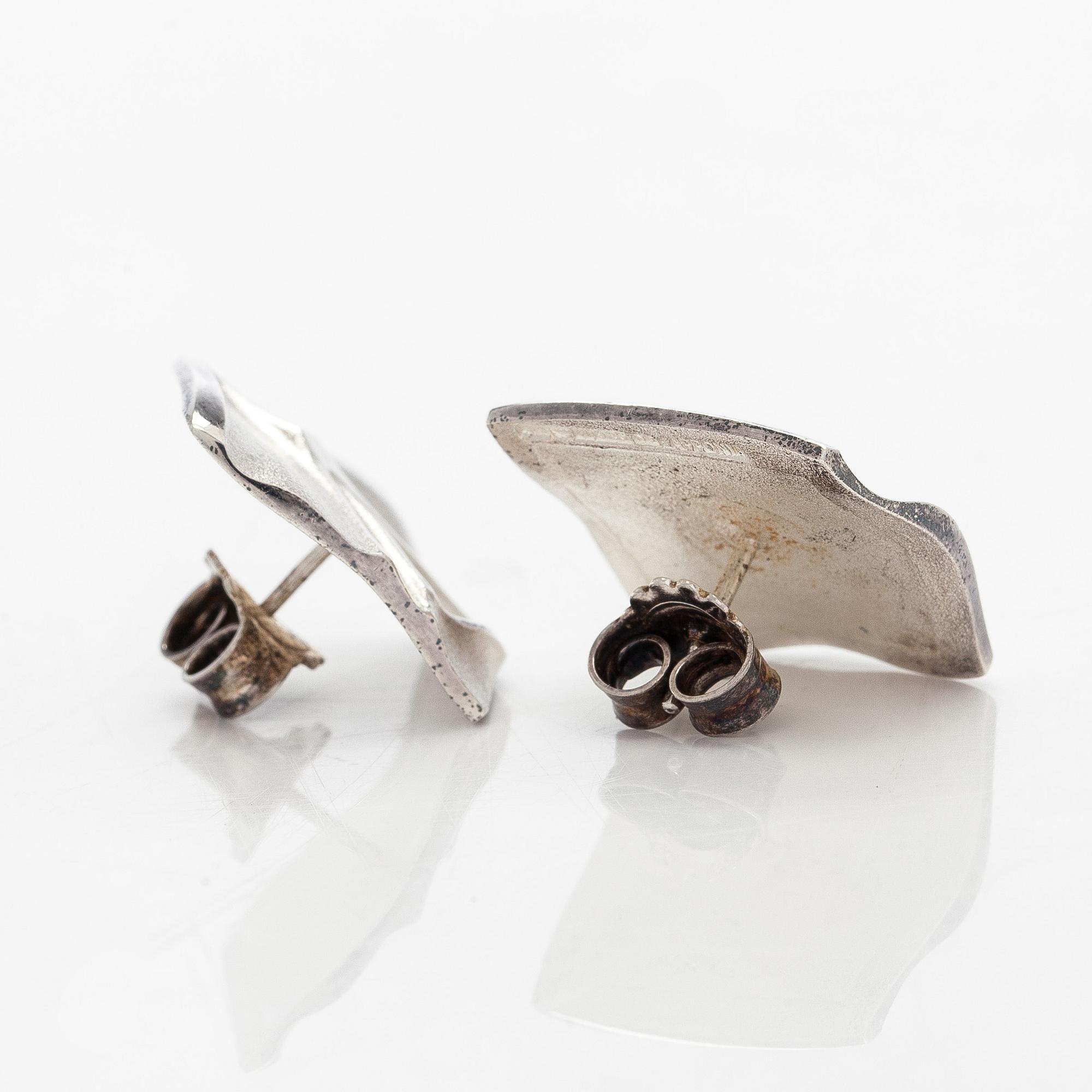 Björn Weckström, korvakorut, "Gelo", hopeaa, Lapponia 2014.