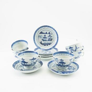 Tea cups with saucers 6 pcs. China 19th century porcelain.