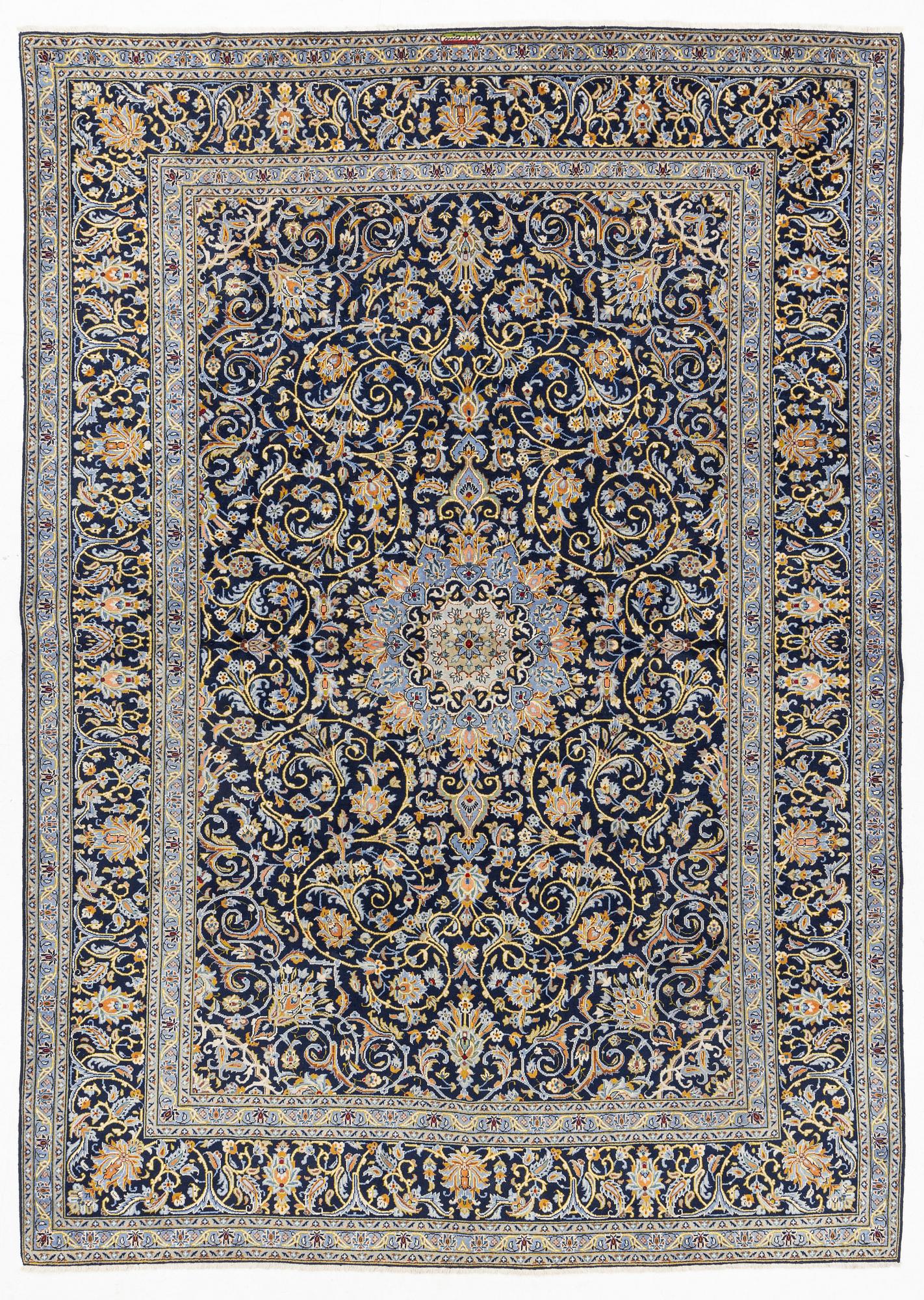 Matta, Keshan, ca 357 x 253 cm.