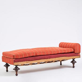 Swedish Grace, daybed, 1920-30s. Provenance building contractor Olle Engkvist, probably made to order for the interior.