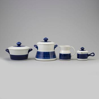 a 51 pcs porcelin dinner service, 'Koka blå', by Hertha Bengtsson, Rörstrand, in production 1956-1988.