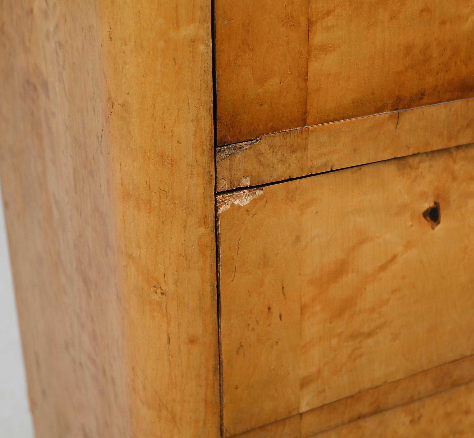 CHIFFONJÉ, 1800-talets mitt.