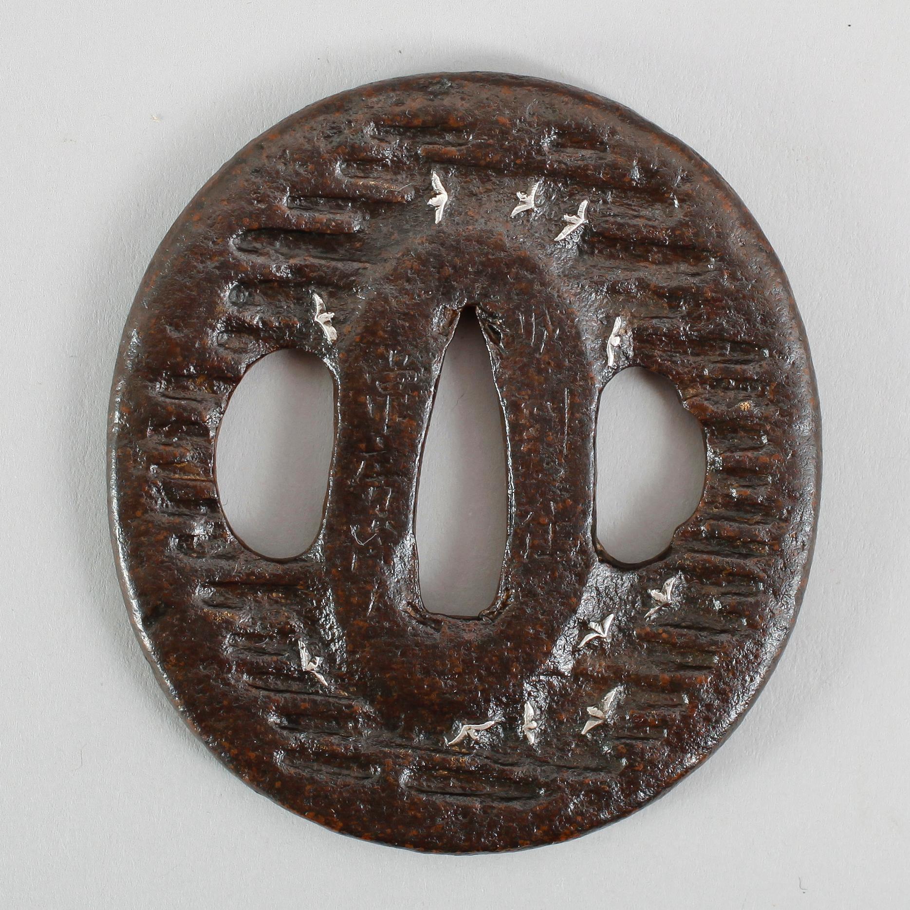 TSUBA, 3 st, järn, Japan, 1600-/1700-tal respektive 1700-/1800-tal.