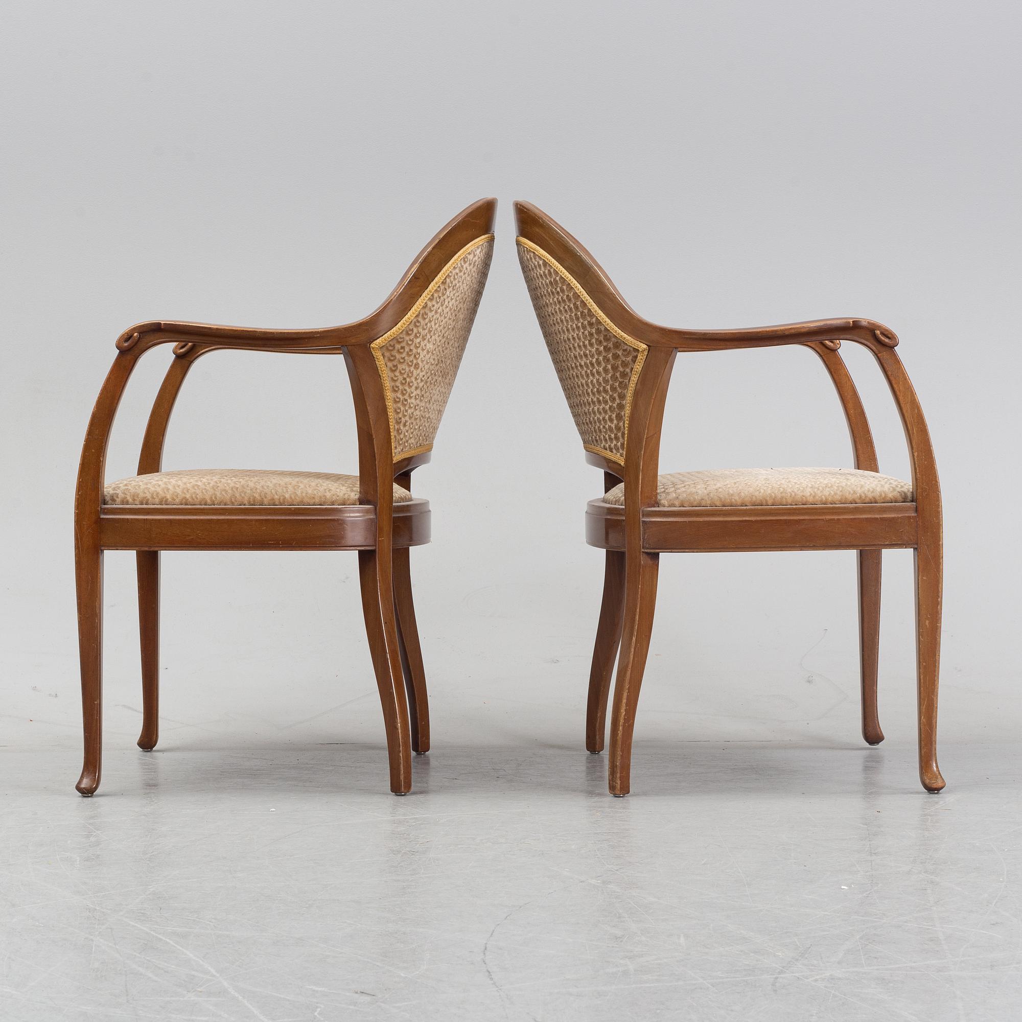 A pair of art noveu armchairs, early 20th Century.