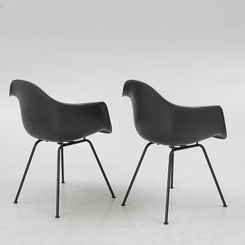 Charles & Ray Eames, Six "Dax" Chairs, Vitra, 2017.