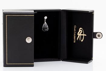 Earrings 18k whitegold, 2 briolette-cut rock-crystals and 2 brilliant-cut diamonds 0,20 ct TW VVS.