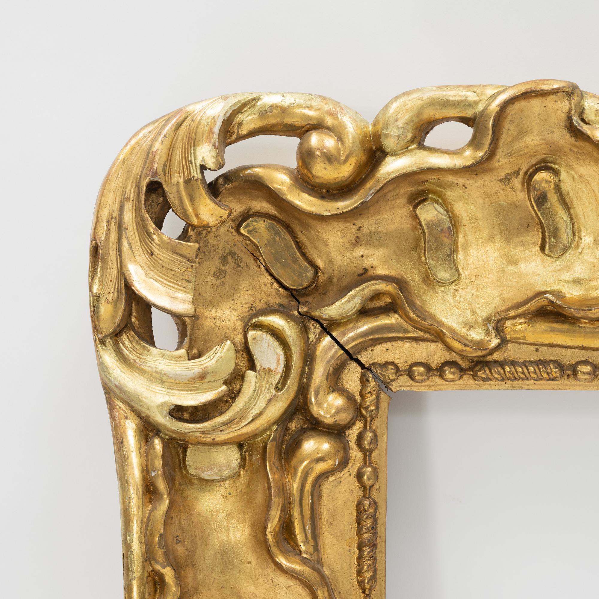 Ram, 1800-tal, skuren dekor och pastellage.