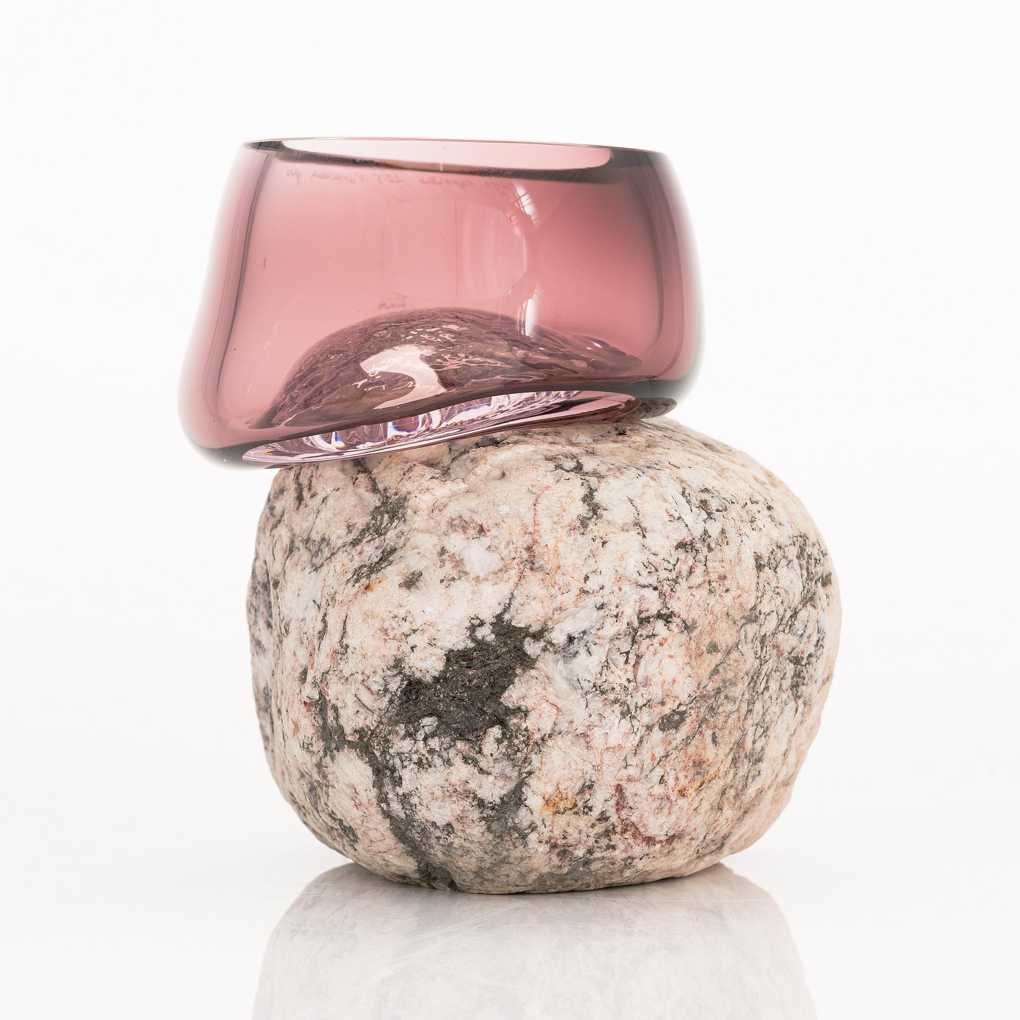 Marja Hepo-aho, glass sculpture 'Finally together' signed Marja Hepo-aho 2015, Glass Studio Mafka&Alakoski Riihimäki.