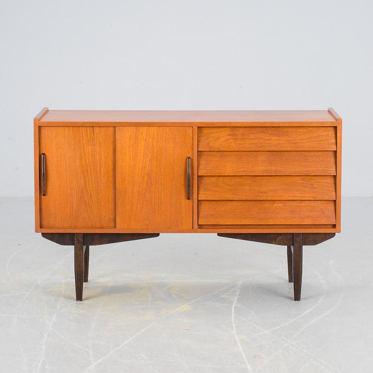 SIDEBOARD, 1900-talets andra hälft.