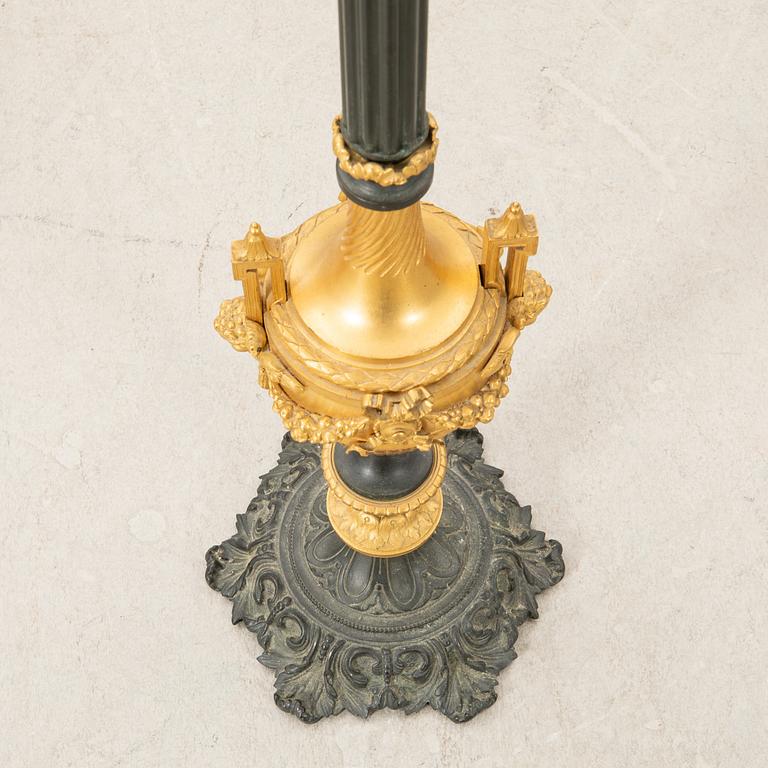 Floor candelabrum Louis XV style, second half of the 20th century.