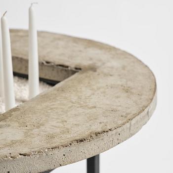 Jonas Bohlin, a “Concrete Jungle” table, ed. 18/100, Källemo, Värnamo, post 2007.