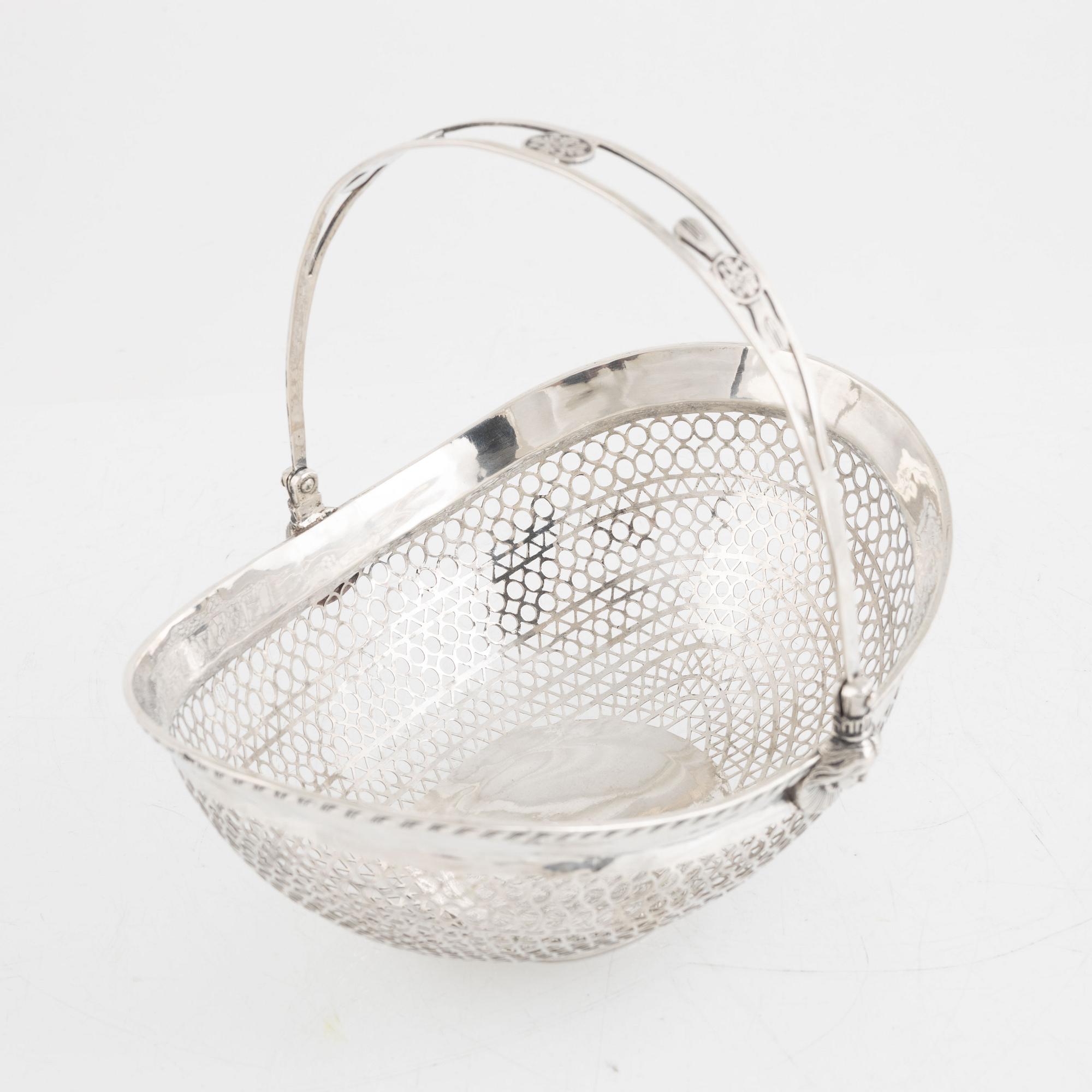 Korg, silver, St. Petersburg, tidigt 1800-tal.