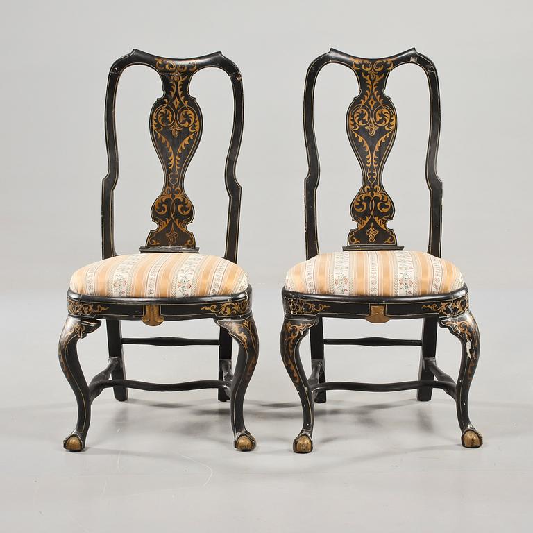 STOLAR, ett par, senbarock, 1700-tal.