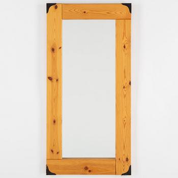 A late 20th century mirror.