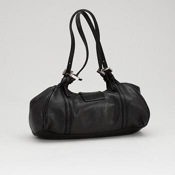 FENDI, a black leather shoulder bag.