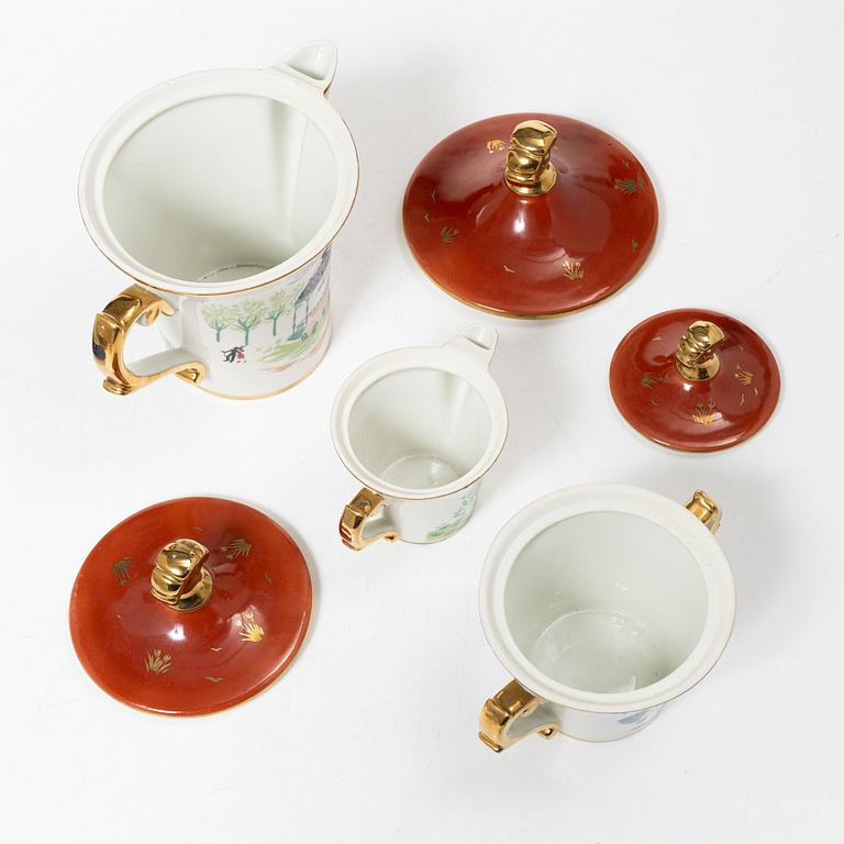 Raymond Peynet, A 10 piece tea service "L'amoureux", Couleuvre, France.