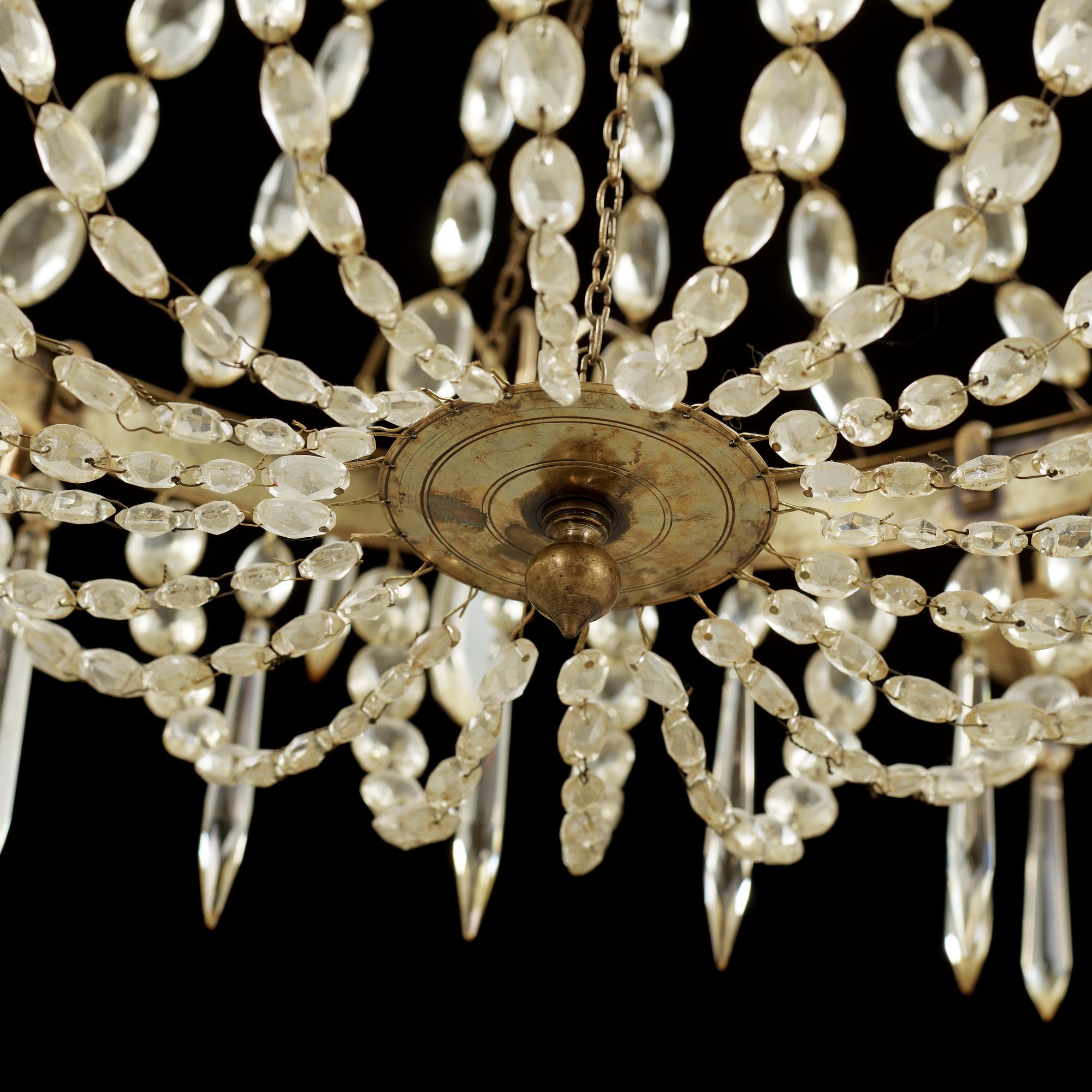 LJUSKRONA, Empirstil, 1900-talets första hälft. Höjd ca 72 cm.