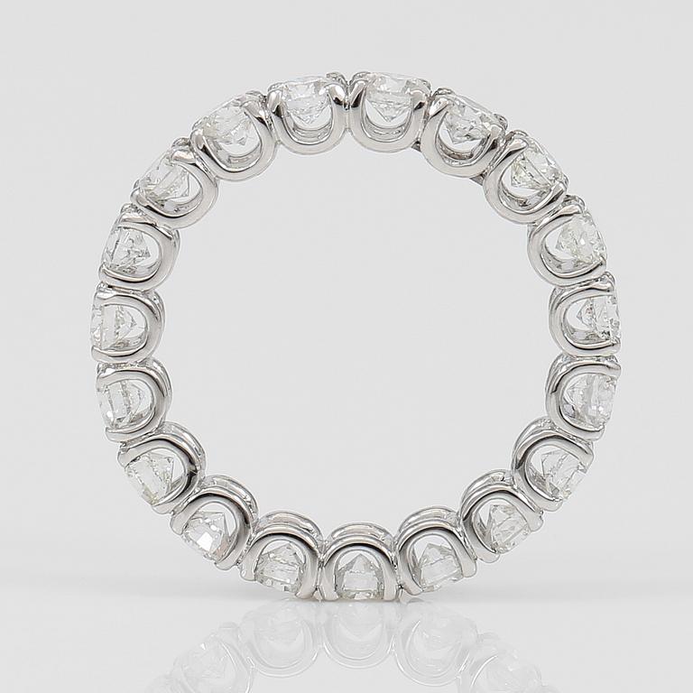 RING, briljantslipade diamanter totalt ca 2,50 ct.