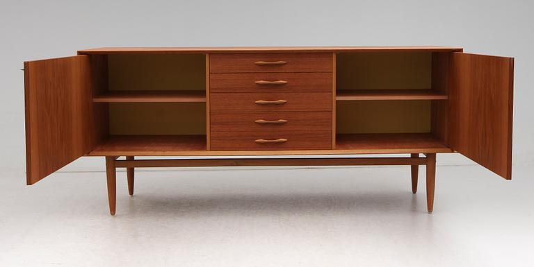 SIDEBOARD, 1900-talets andra hälft.