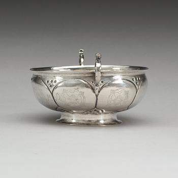 A Swidish 18th century silver bowl, marks of Niclas Wiggman, Kalmar 1761.