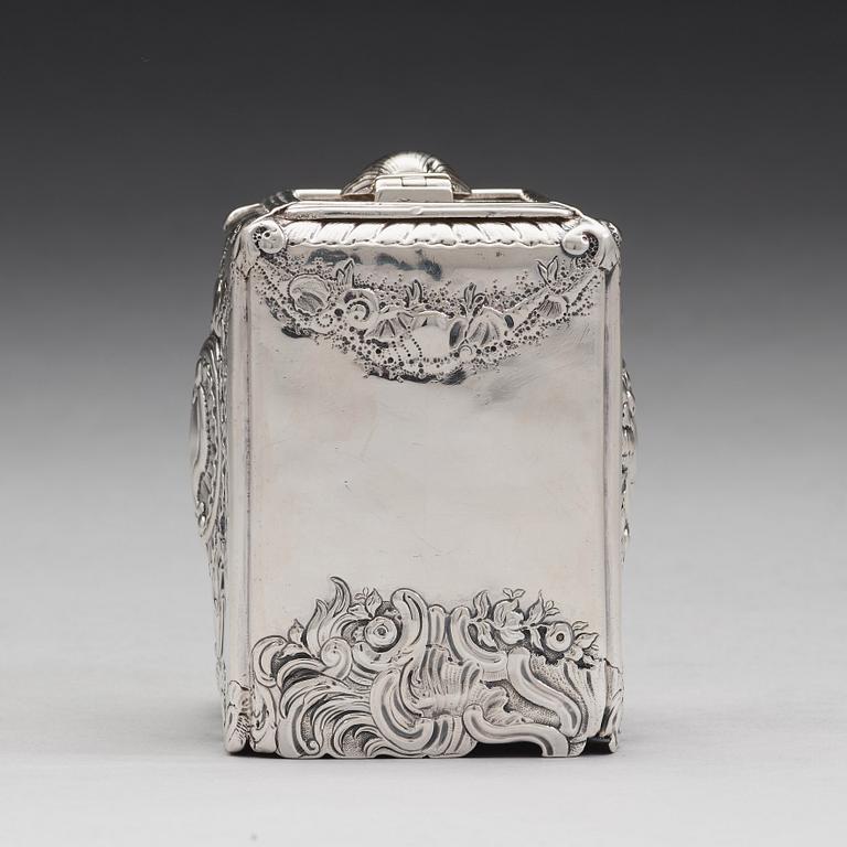 An English 18th century George II silver tea-caddy, mark of Christian Hillan, London 1738.