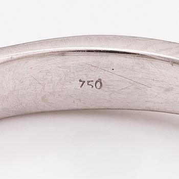 An 18K white gold ring with a ca. 1.01 ct diamond according to certificate.