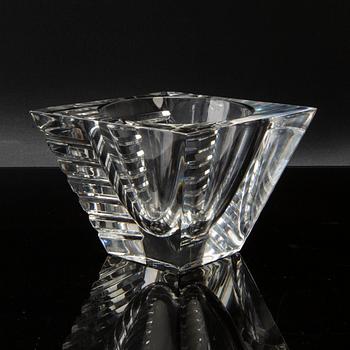 JAN JOHANSSON, two signed  Orrefors glass bowls. Models. 21th century.