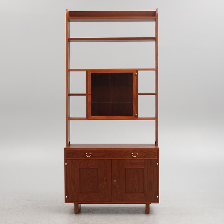 Josef Frank, a model B2112 bookcase, Firma Svenskt Tenn, post 1985.