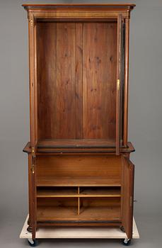 BOKSKÅP, nyrenässans, 1800-talets slut.