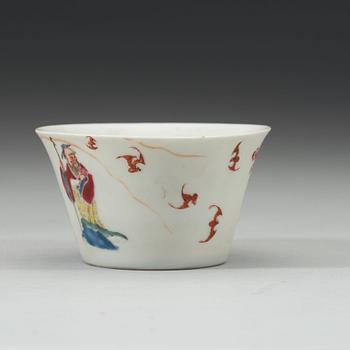 A famille rose bowl, Qing dynasty (1644-1912) with Yongzheng mark.