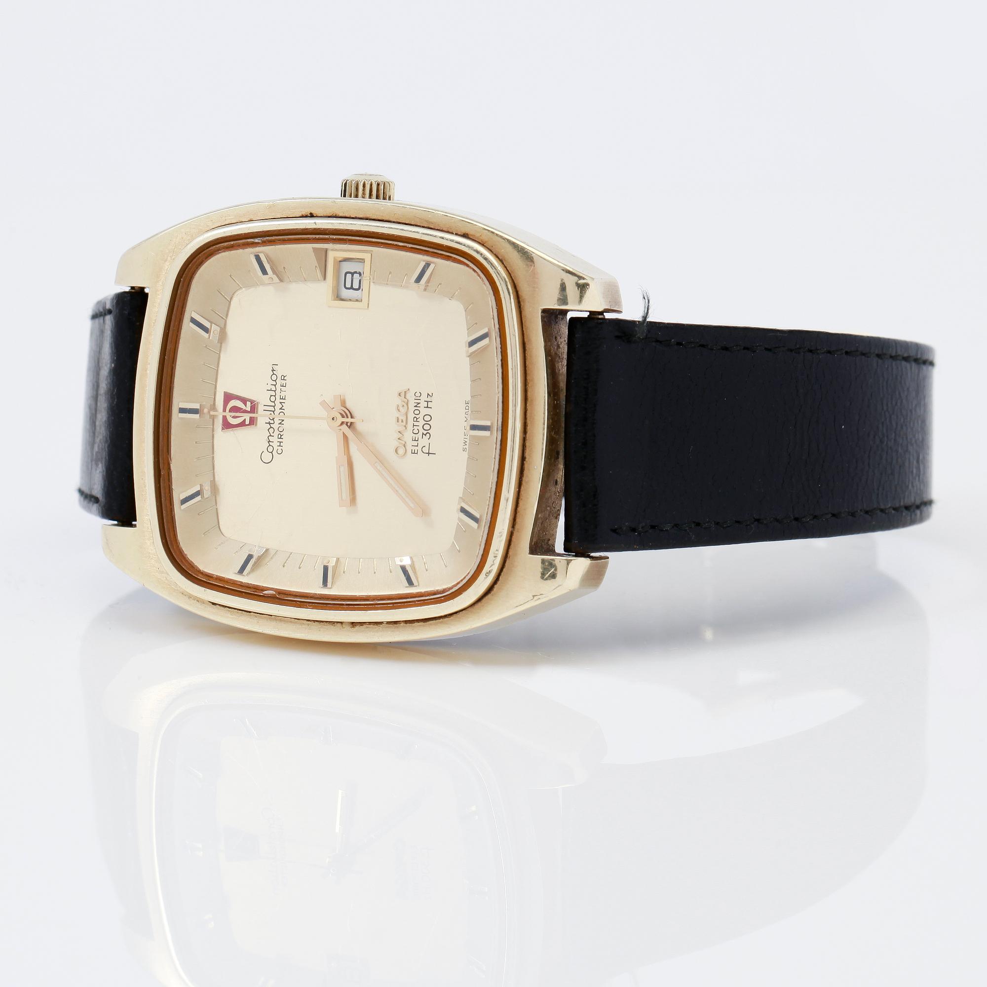 ARMBANDSUR, guld på stål, Omega Constellation Chronometer Electronic 300 Hz.