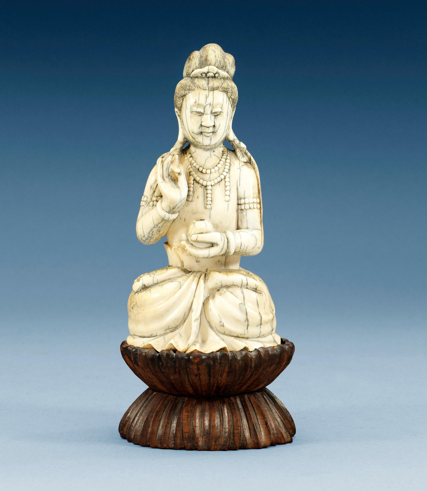 GUANYIN, elfenben. Qing dynastin eller äldre.