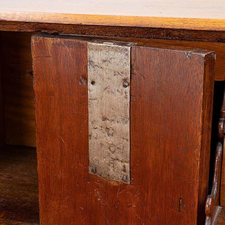 Secretary, 18th century.