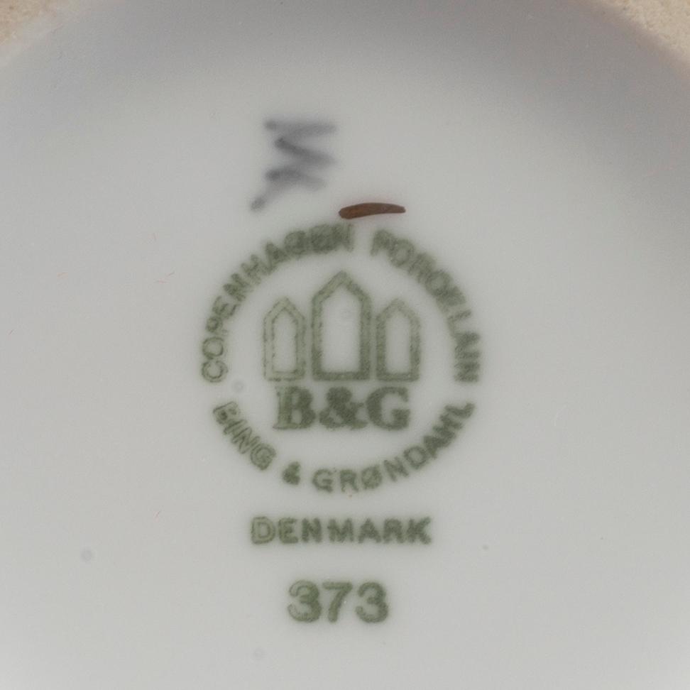 A Måsen coffee and tea service ca 145 pcs Bing & gröndahl Denmark 19th/20th century.