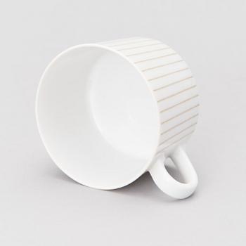 A 12-piece set of 'Säde' porcelain coffee cups with saucers,  model TM, for Arabia, Finland 1956-63.