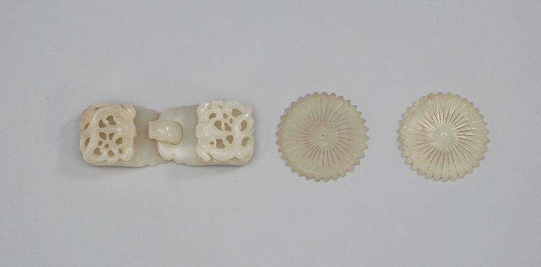 A set of nephrite buttons and buckle, prob late Qing.