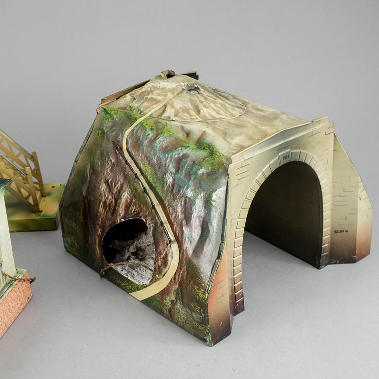 TÅGTILLBEHÖR, 9 delar, Tyskland, 1930-tal. Märklin och Kibri.