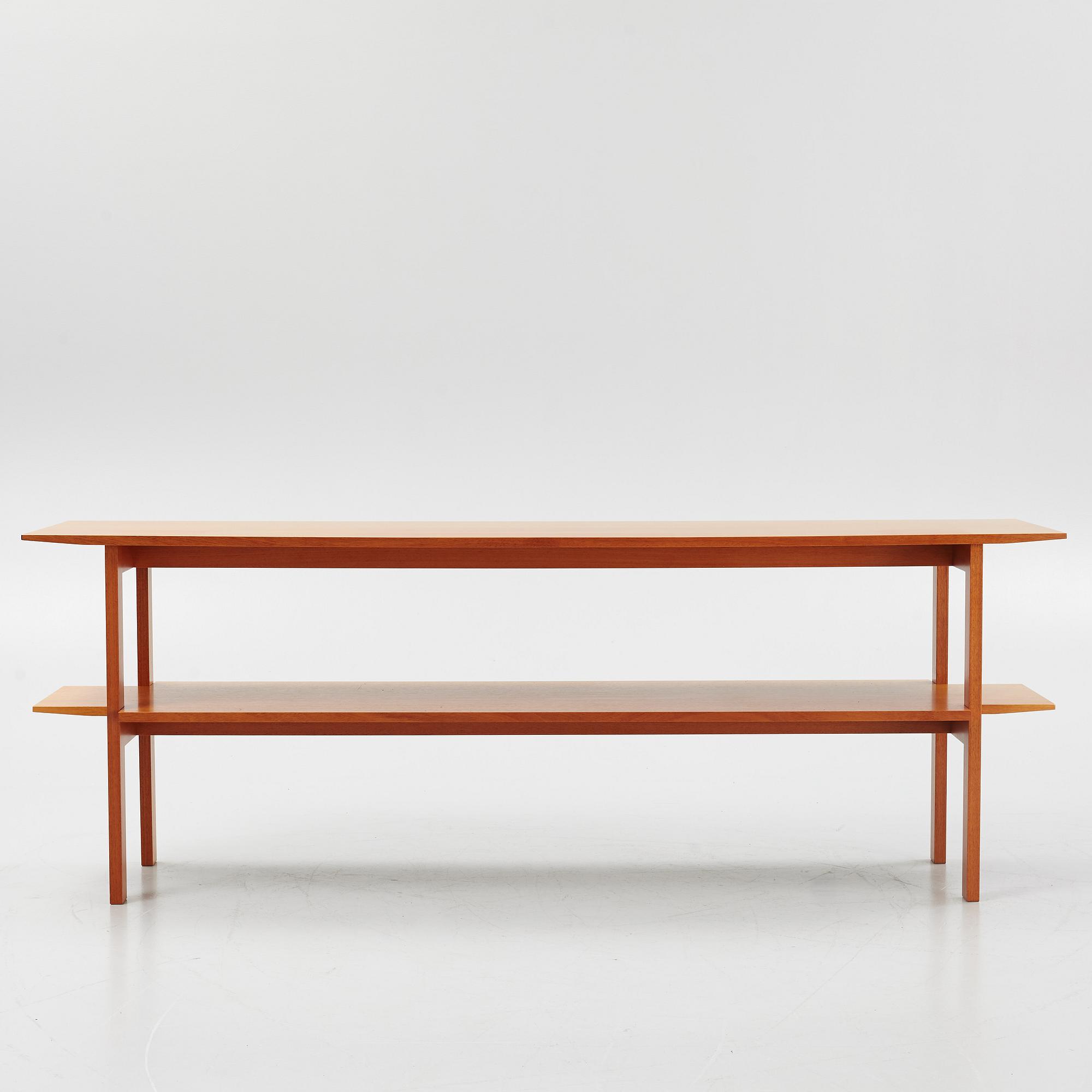 Josef Frank, biblioteksbord, modell 648, Firma Svenskt Tenn, efter 1985.