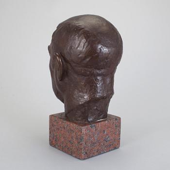 ARVID BACKLUND, skulptur, brons, signerad och gjutarstämplar A Pettersson Fud och daterad 1934.